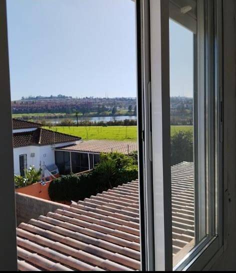Appartement de vacances pour 10 personnes, avec vue sur le lac et terrasse ainsi que vue et piscine - 1