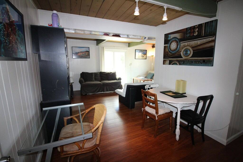 Ganze Wohnung, Pacific Beach Clean entspannende Wohnung-1Br, Schlafmöglichkeiten für 5, 1 Mi. Zum Meer / halbe Meile zur Bucht in San Diego, San Diego County