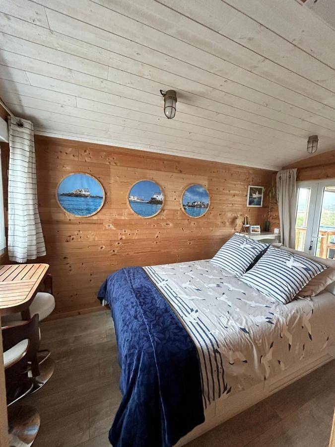 Chambre d’hôte pour 2 personnes, avec vue et jardin