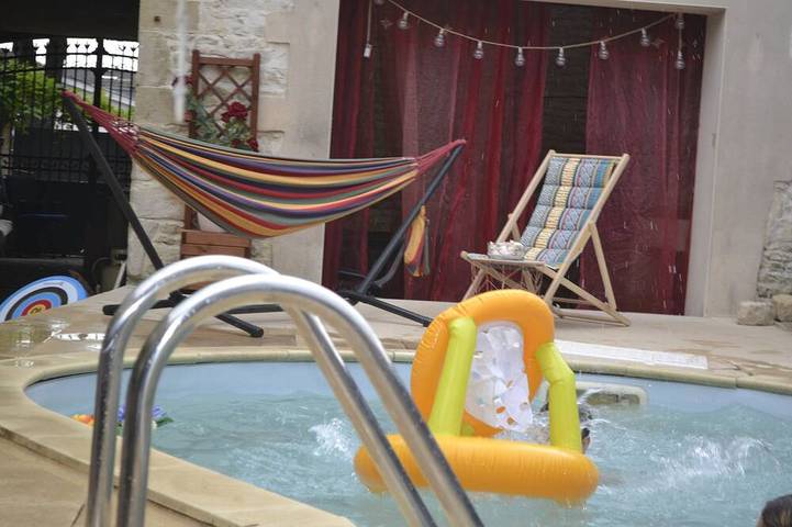 Location de vacances pour 2 personnes, avec piscine à Chef-Boutonne - 4