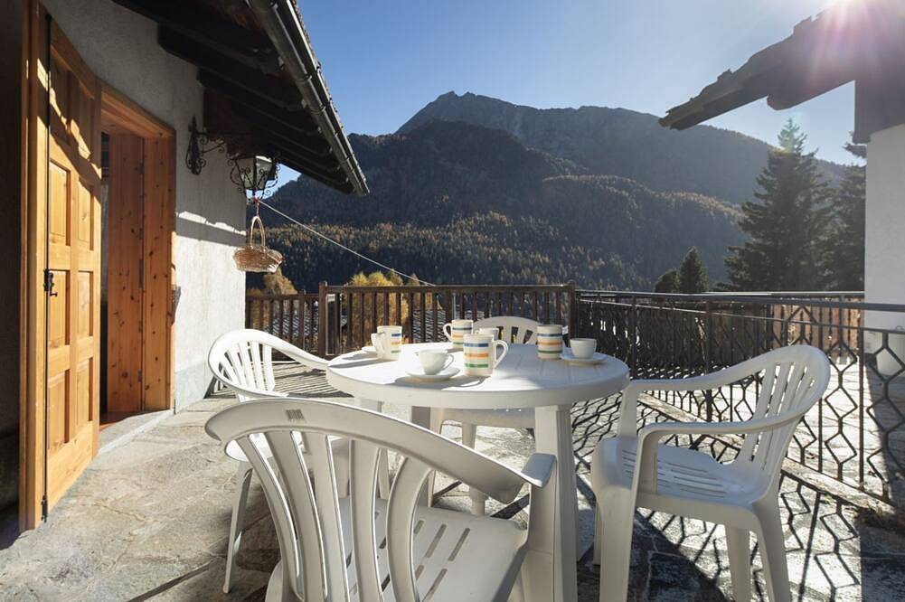 5' Bus per le Piste da Sci, Chalet Panoramico in Pallenc, Ayas