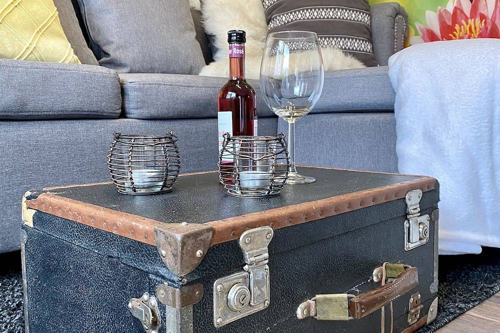 Die Pilgerbox, Tiny House trifft Urlaub, optional mit Sauna und Whirlpool in Schmidtheim, Dahlem