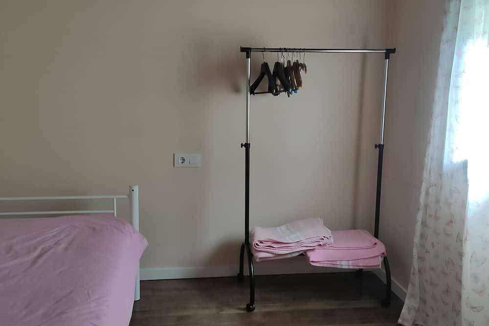 Valle Del Oso\ncasa el mirador de Faedo in Quirós, Cordillera Cantábrica