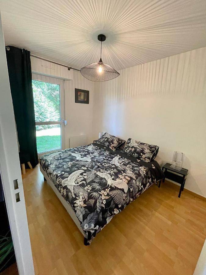 Appartement entier, One-Bedroom Apartment in Saint-Grégoire, Région de Rennes
