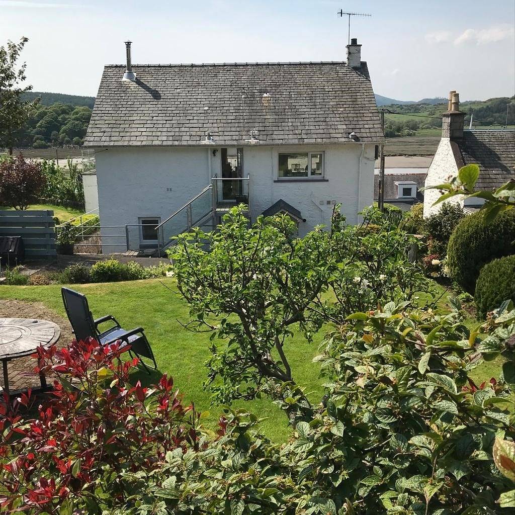 Phoenix Cottage in Kippford, Dumfries and Galloway