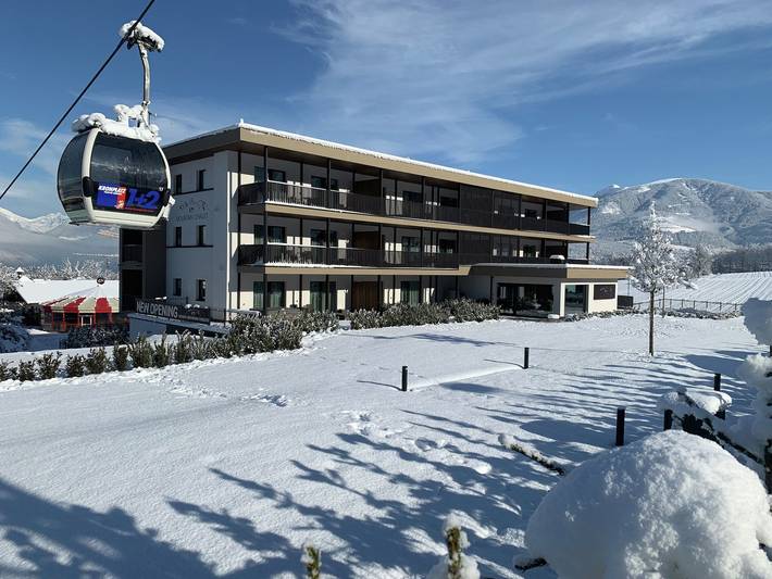Ferienwohnung für 5 Personen, mit Ausblick und Garten sowie Balkon in Reischach Südtirol