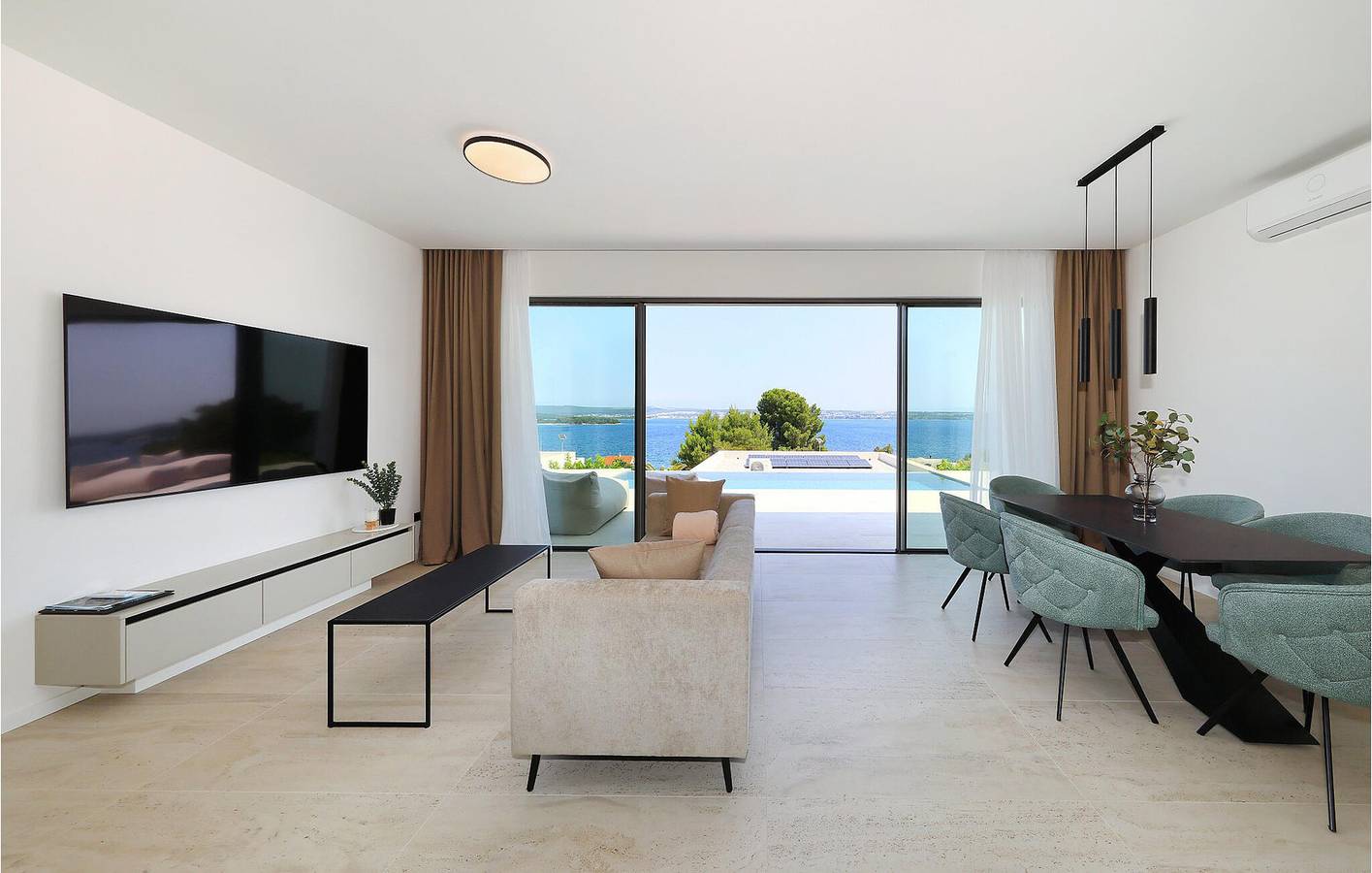 Oase am Meer: 2-Zimmer-Wohnung mit Pool, Küche und atemberaubender Aussicht in Ugrinici, Tkon