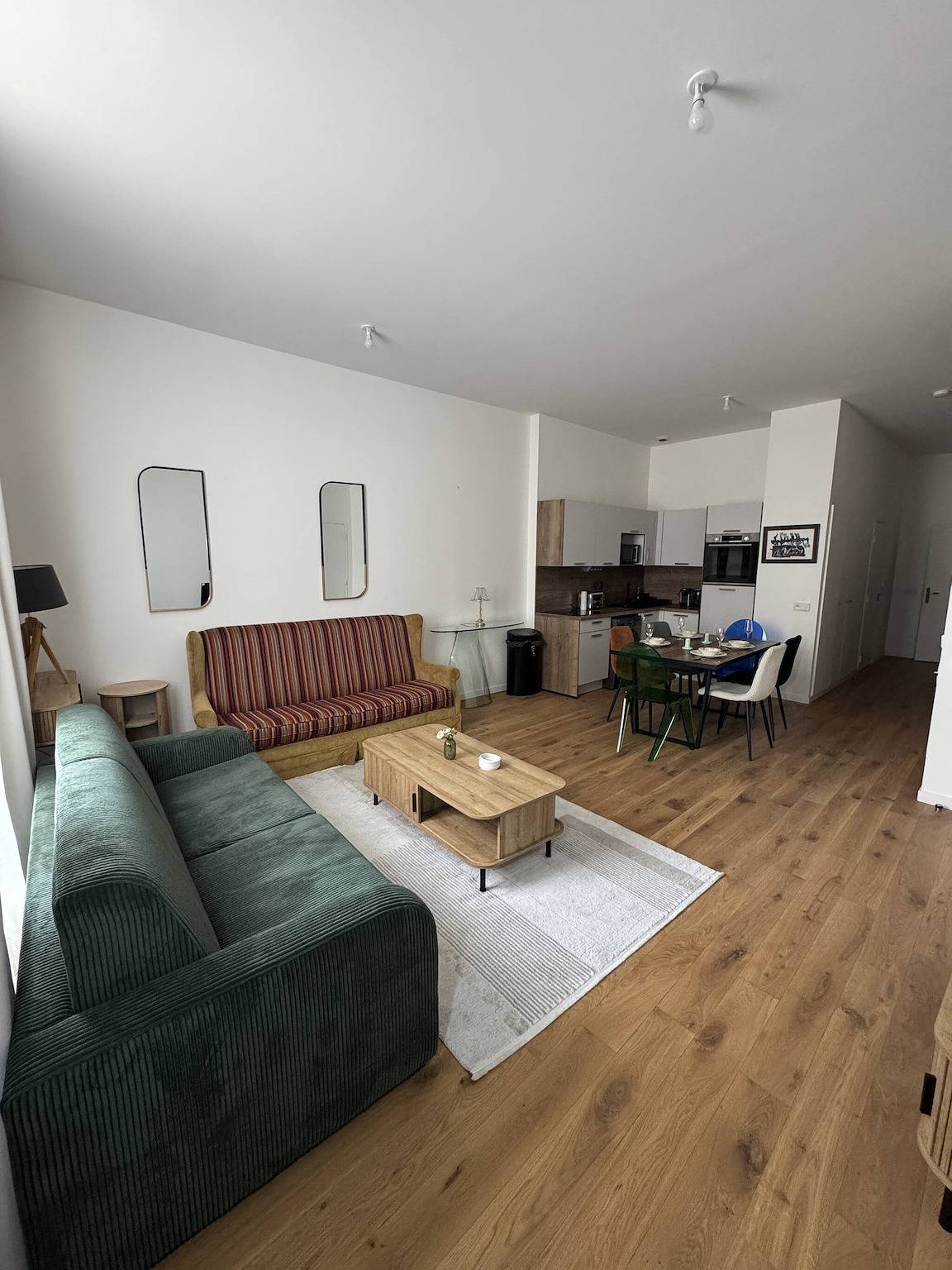 Apartamento entero, Elegante apartamento de 2 dormitorios en el corazón de París in París, Isla de Francia