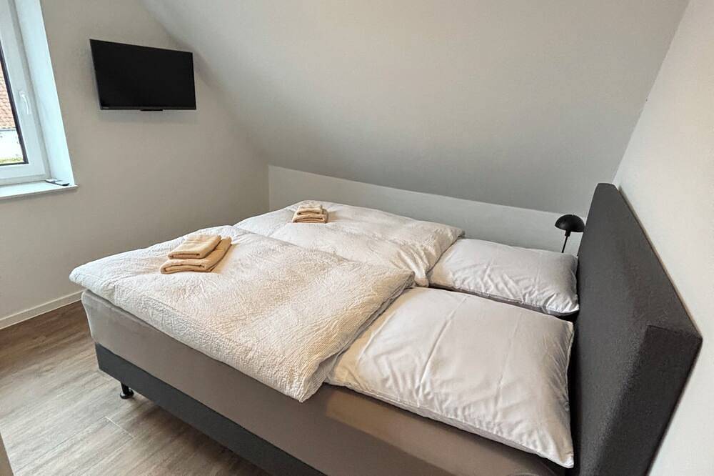 Neubau-Ferienhaus in Emden mit moderner Einrichtung für bis zu 6 Personen in Emden, Ostfriesland