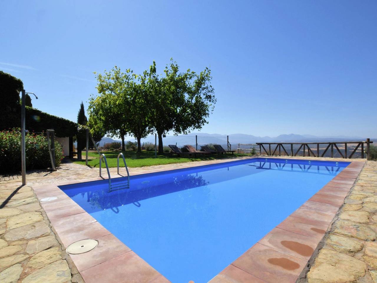 Casa de vacaciones para 6 personas con jardín in Fuentes de Cesna, Algarinejo