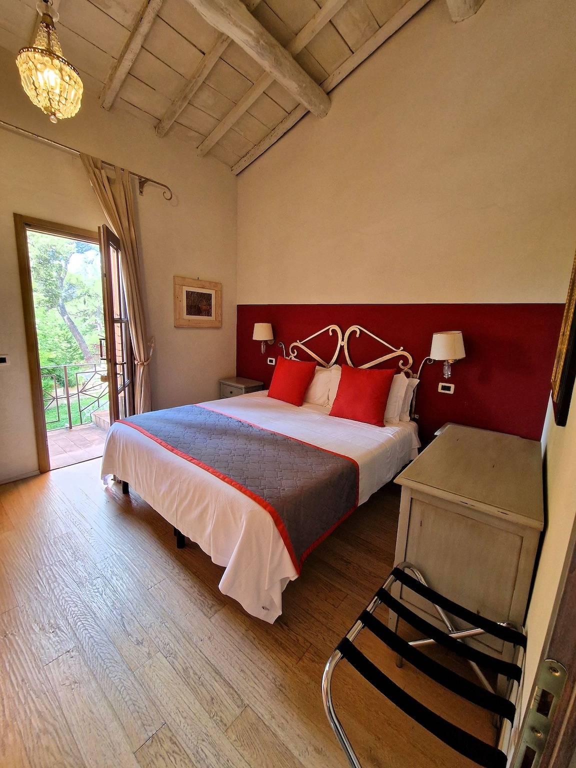 Ganze Ferienwohnung, Ferienwohnung für 4 Personen mit Pool in Chiusi, Chianti
