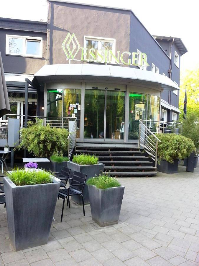 Hotel für 4 Personen, mit Terrasse und Pool sowie Sauna in Neu-Isenburg