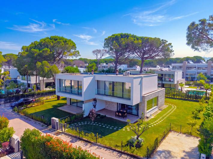 Villa per 7 persone, con Balcone e Giardino in Albania