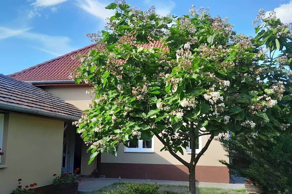 Bo - Zöld Udvar Pihenőház in Kiskunmajsai kistérség