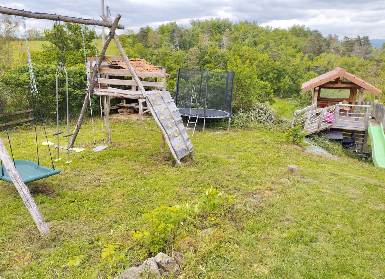 Gîte du Cèdre in Courpière, Parc Naturel Régional Livradois-Forez