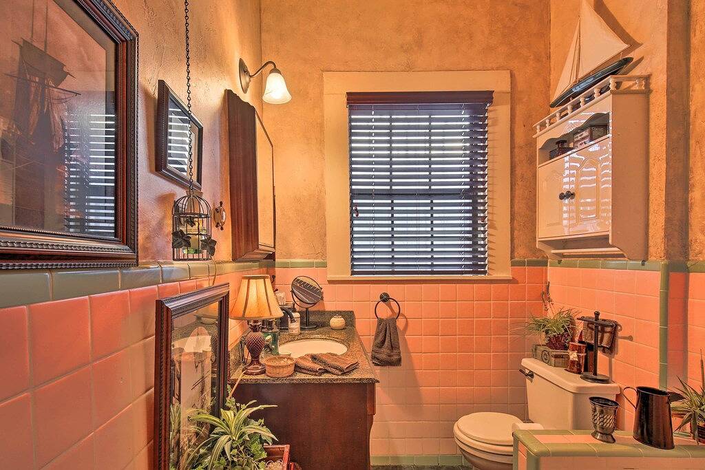 San Antonio Rental w/ Courtyard: Walk to Riverwalk in San Antonio, Bexar County