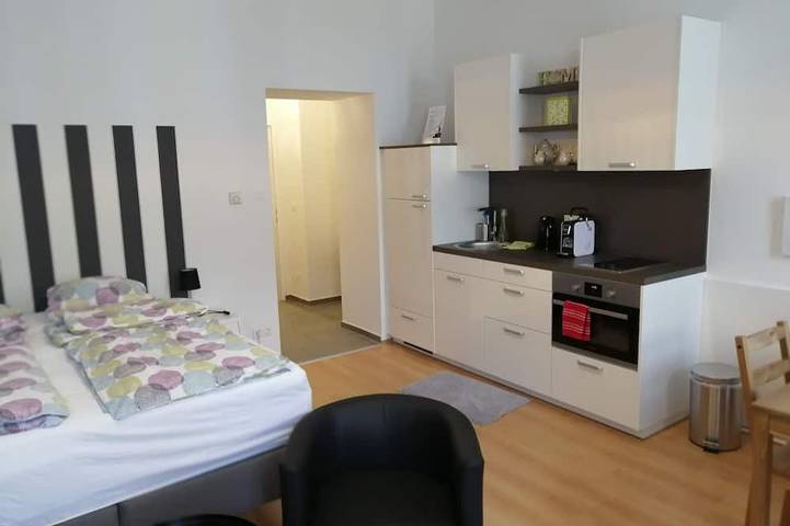 Appartement entier, Studio mit Balkonnutzung in Vienne (Autriche), Danube Basse-Autriche