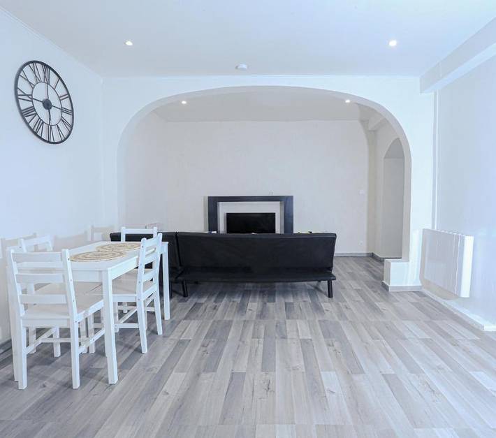 Appartement de vacances pour 5 personnes, avec Terrasse ainsi que Jardin et Vue