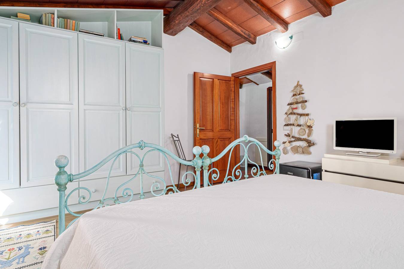 Doppelzimmer mit Gemeinschaftsterrasse, Bergblick und Wlan in Telti, Olbia-Tempio