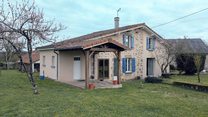 Gîte pour 6 personnes, avec Terrasse et Jardin