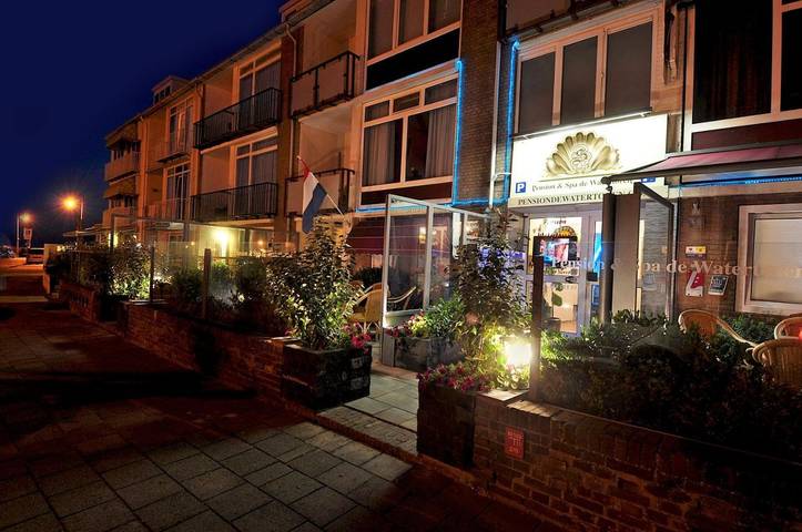Hotel für 2 Personen, mit Terrasse und Whirlpool sowie Sauna und Ausblick