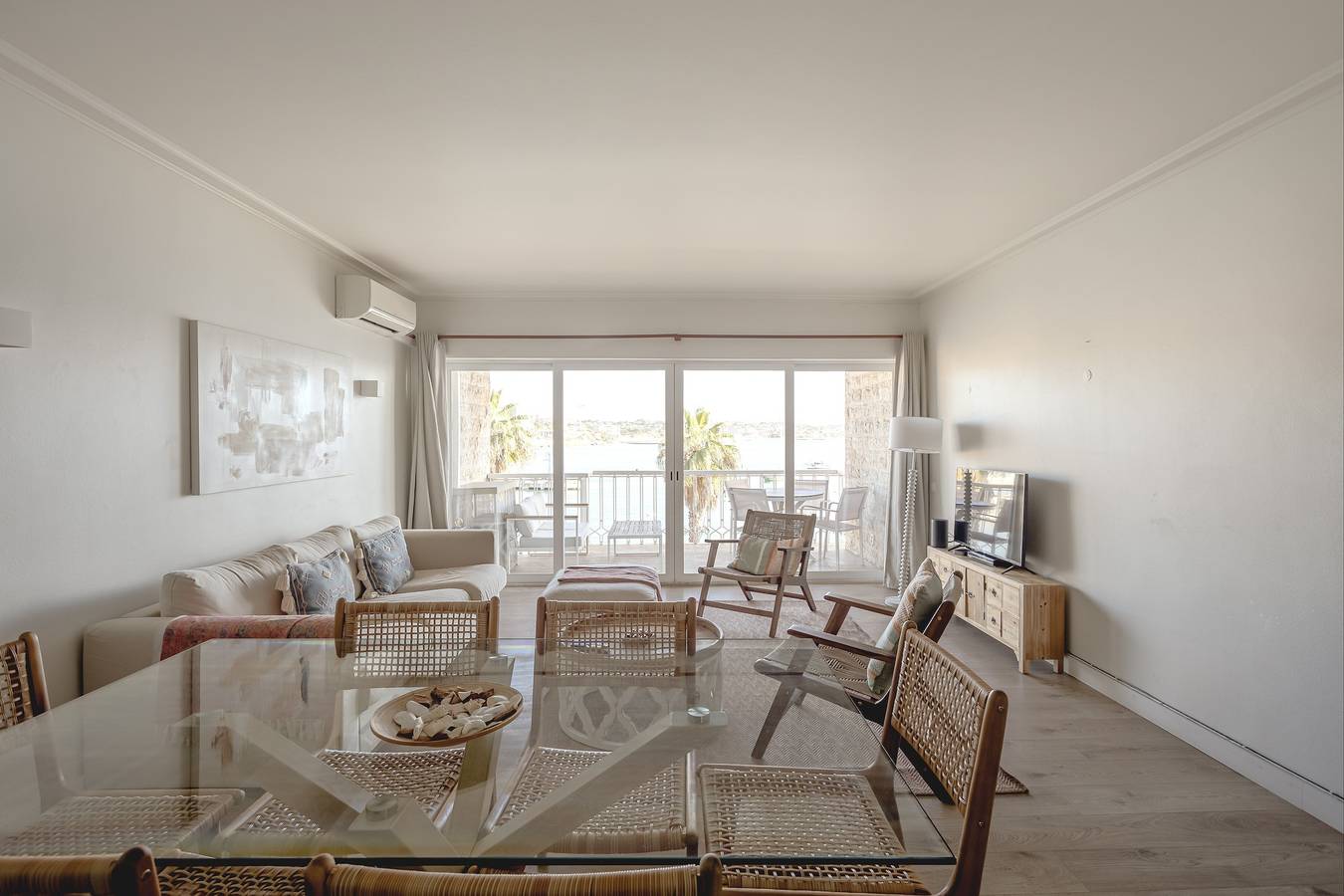 Apartamento inteiro, Apartamento 'Cascais Bay Terrace Ii' com vista para o mar e Wi-Fi in Cascais e Estoril, Costa de Lisboa