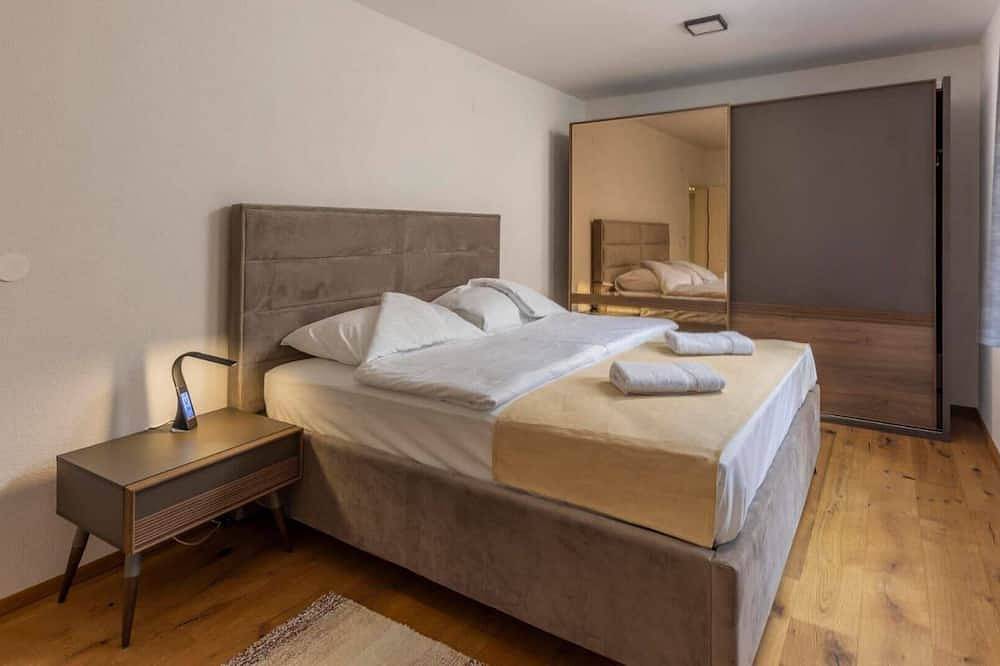 Ganze Wohnung, Apartman Ancora 2, Balkon und privater Parkplatz Smješten u Sv. Jakovu, 15 km von Malog Lošinja entfernt in Cunski, Kvarner Inseln