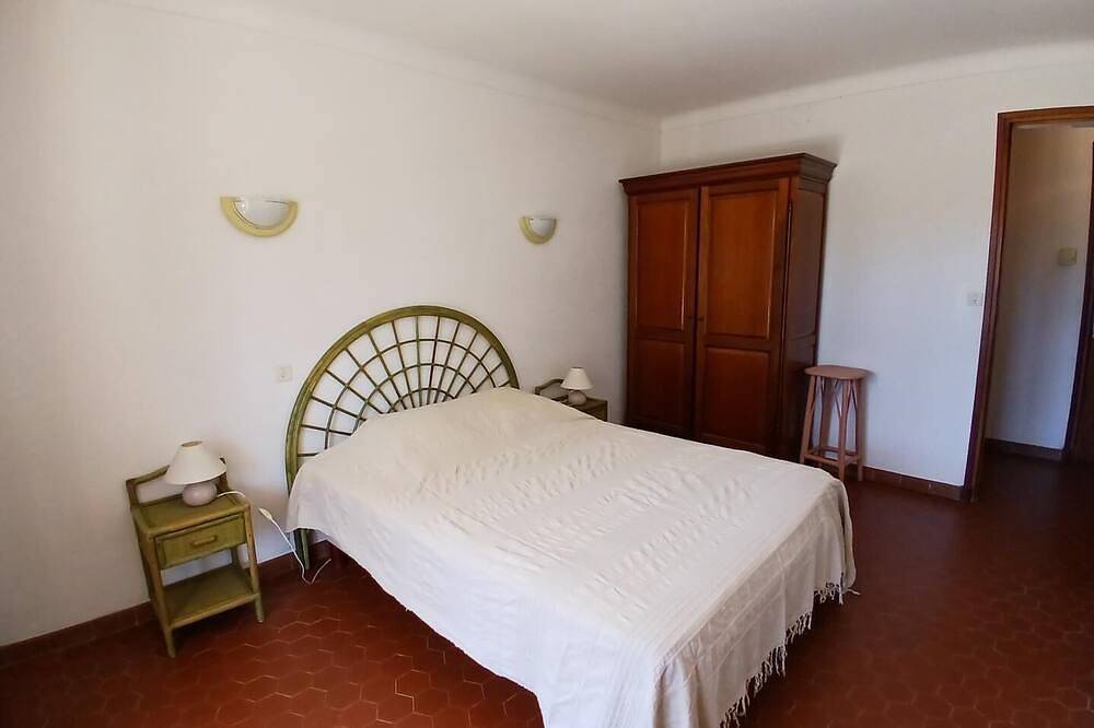 Gîte 500m de la mer aux Issambres - rez de jardin in Roquebrune-sur-Argens, Côte méditerranéenne (France)