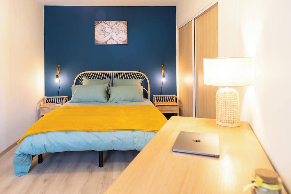 Entire apartment, Comfortable apartment in Aurillac - Wifi, parking and peace and quiet in Aurillac, Aurillac region
