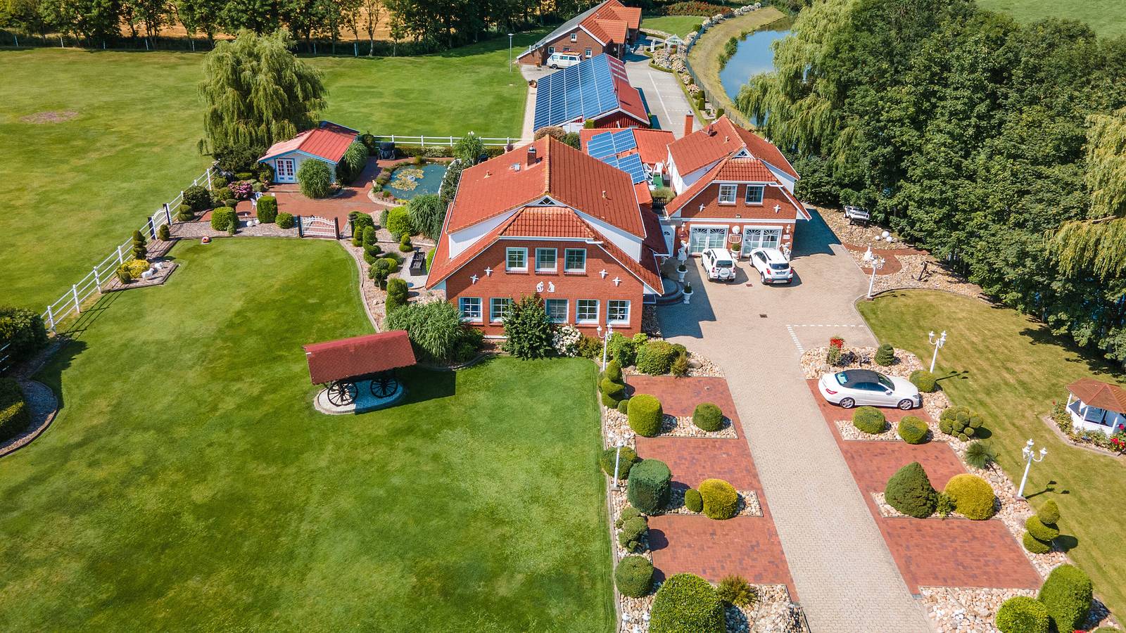 Ganze Wohnung, Ferienwohnung 'Möwennest' mit gemeinsamer Terrasse, Wi-Fi und Klimaanlage in Wangerland, Südliche Nordseeküste