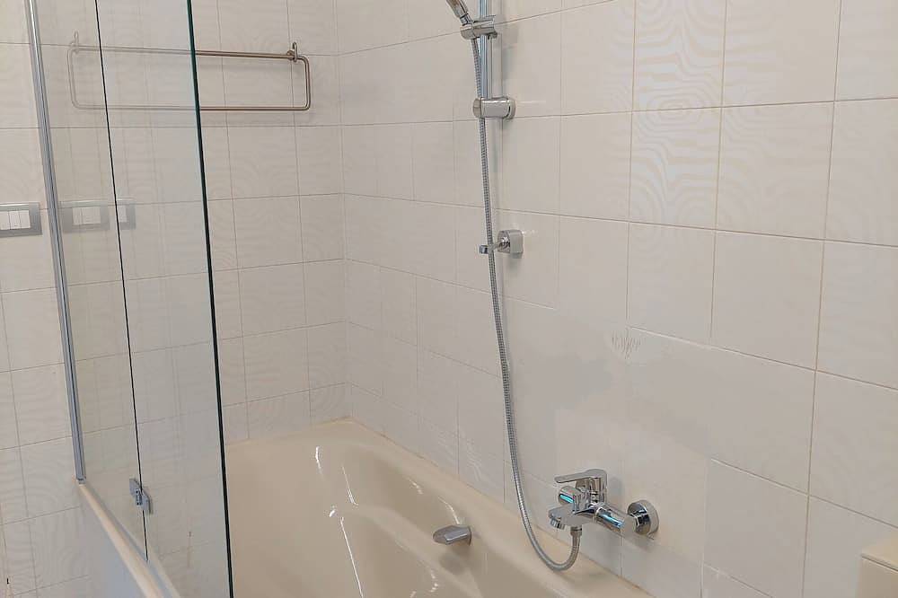 Ganze Wohnung, Two-room apartment with terrace in Villino D'Agostino in Francavilla al Mare, Chieti Provinz