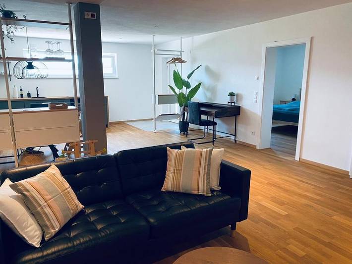 Ferienwohnung für 3 Personen, mit Ausblick und Terrasse sowie Seeblick und Garten - 1
