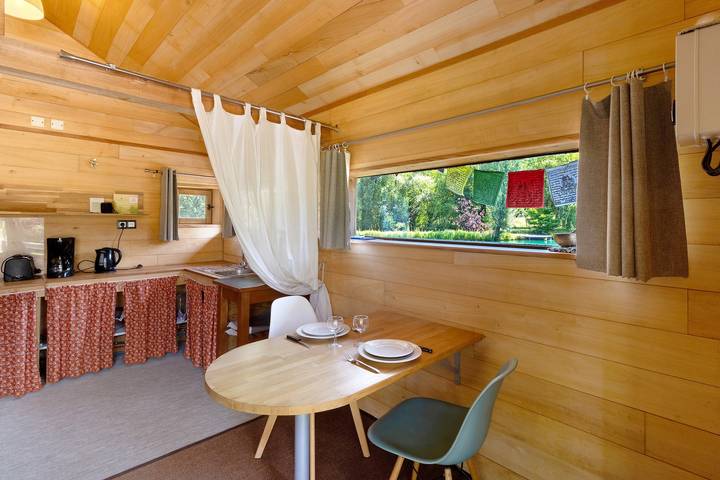 Ferienhaus für 2 Personen, mit Seeblick und Garten in Frankreich - 4