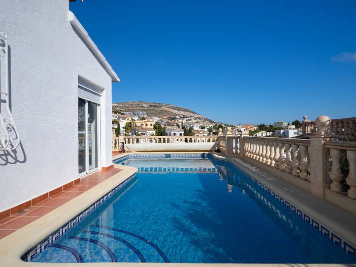 Maison de vacances pour 6 personnes, avec terrasse ainsi que piscine et jardin - 1