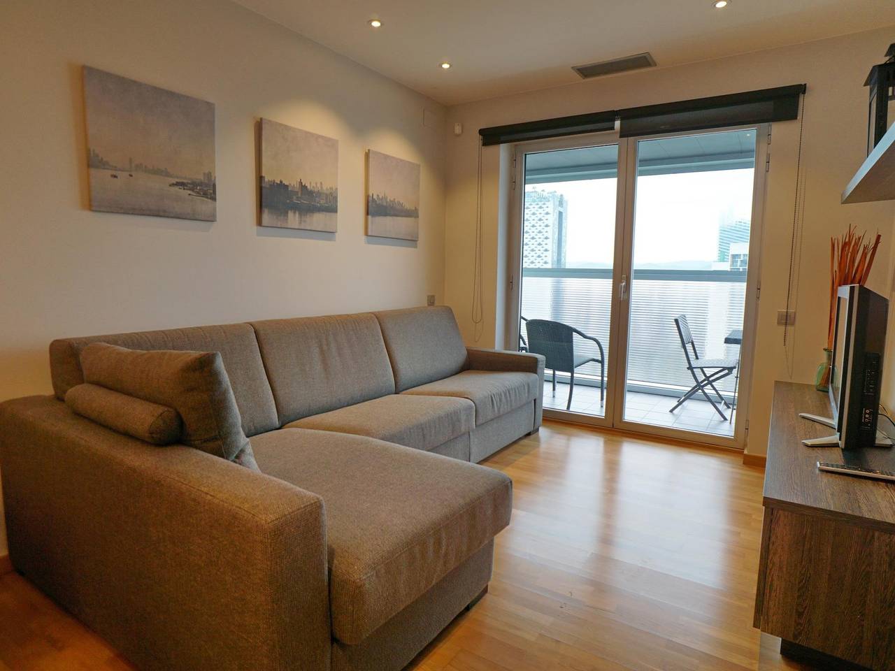 Apartamento vacacional entero, Apartamento en frente de la feria de Gran Via in Hospitalet De Llobregat, Barcelonés