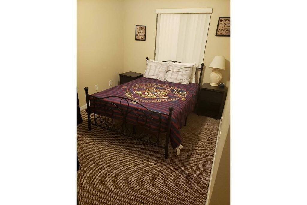 7 miles from Disney world in Kissimmee, Osceola County