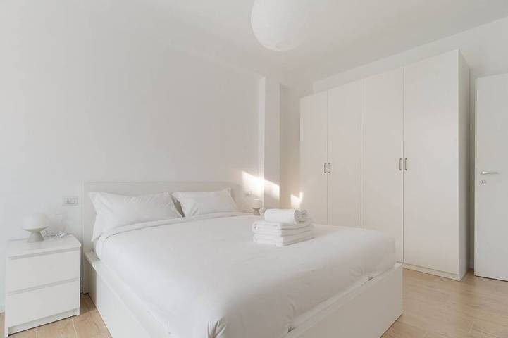 Ganze Wohnung, GuestHost - Cozy 72m2 apartment, ideal for 4 people, located on the third floor of a building without a lift.The accommodation is located in the Forlanini district, a quiet residential area well equipped with the main services and well connected thanks t in Mailand, Mailand Provinz