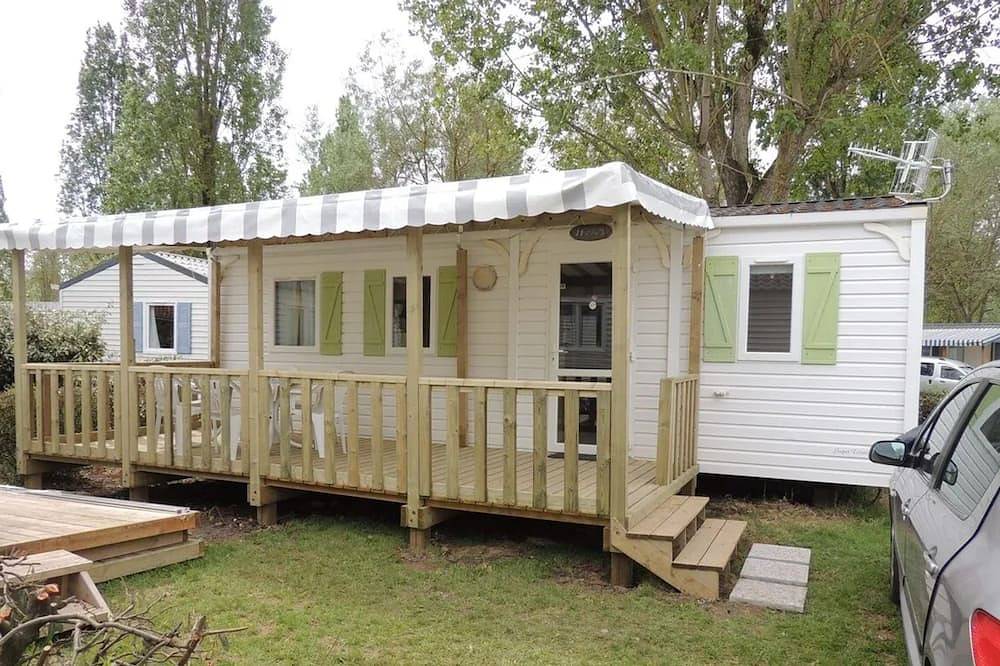 Homerez - Gezellig bungalow in Angles met gedeeld zwembad in Angles, Vendée