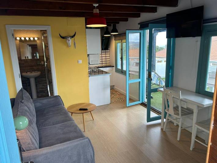 Apartamento de vacaciones para 3 personas, con vistas además de jardín y piscina en Cantabria - 4