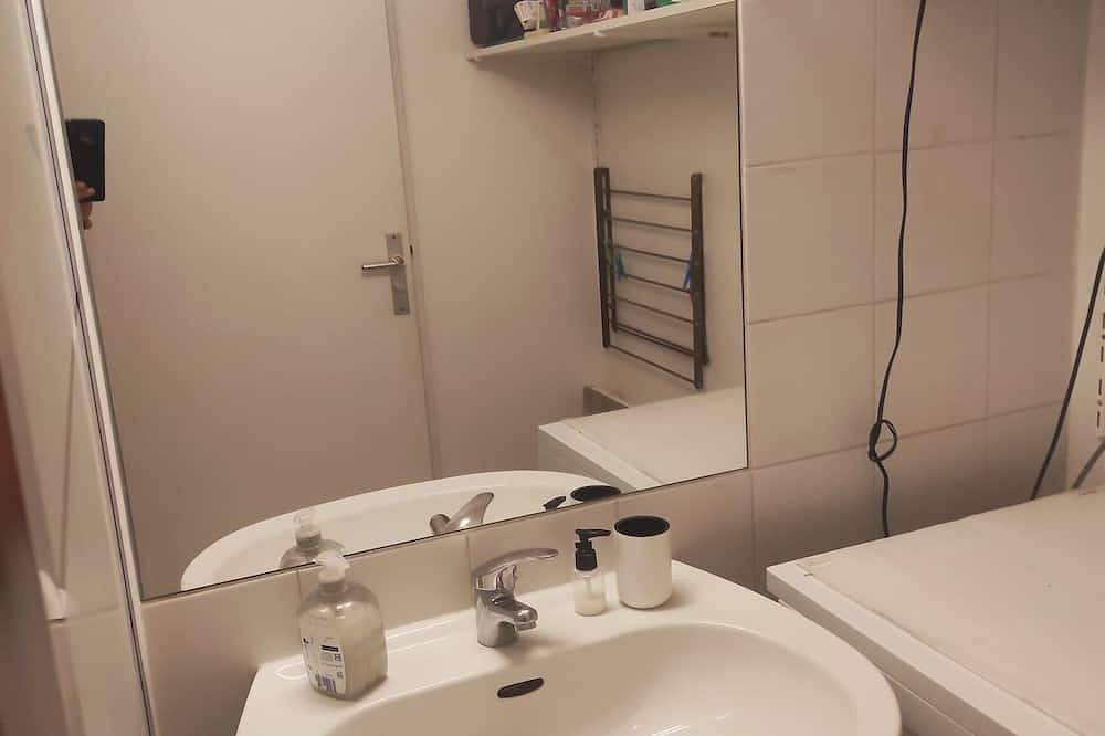 Apartamento entero, París: Le Havre-Vincennes, a las puertas de París Zona no fumadores in Vincennes, Valle del Marne