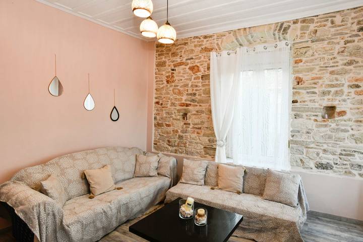 Ferienwohnung für 6 Personen, mit Whirlpool und Balkon/Terrasse, mit Haustier in Samos