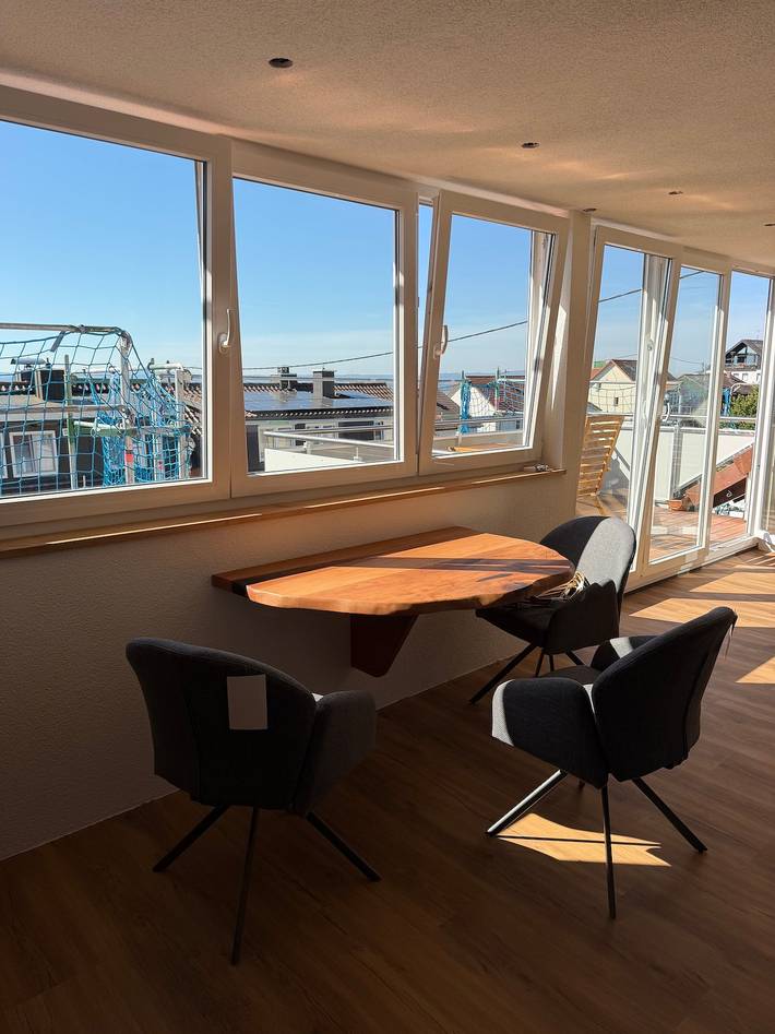 Ferienwohnung für 3 Personen, mit Balkon und Garten sowie Seeblick in Meersburg