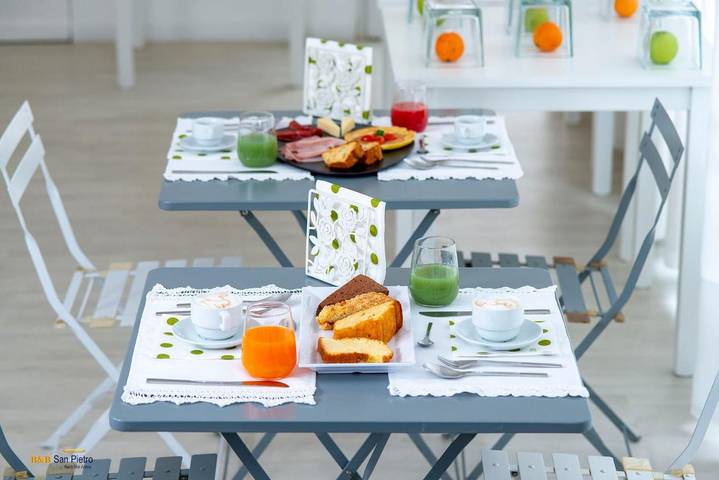 Location de vacances pour 2 personnes, avec vue et terrasse dans Ischia Porto - 2