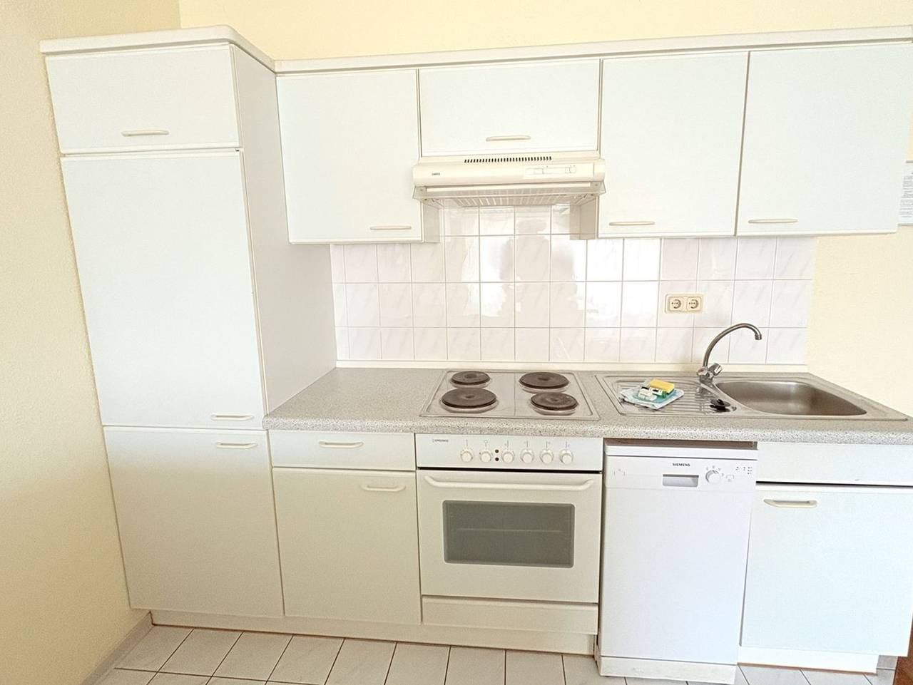 Ganze Ferienwohnung, Boddenhof Apartment 44 - Terrasse, Hund willkommen - Boddenhof Stedar Ferienwohnung 44 – Familienfreundlich, mit Terrasse und Wlan in Buschvitz, Bergen auf Rügen und Umgebung