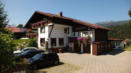 Hütte für 2 Personen, mit Garten und Sauna, mit Haustier in Riezlern