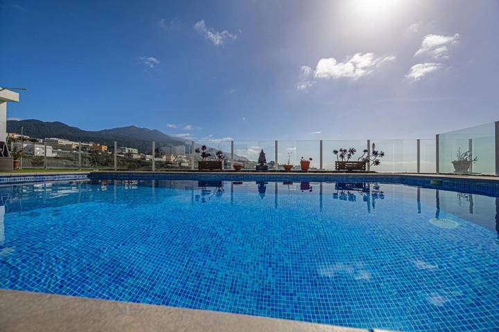 Holiday apartment for 4 people, with balcony and garden - 1