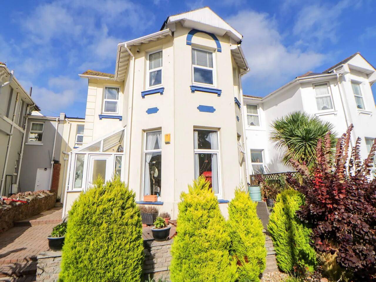 Entire holiday apartment, English Riviera coastal holiday home in Devon Uk in Paignton, Torbay