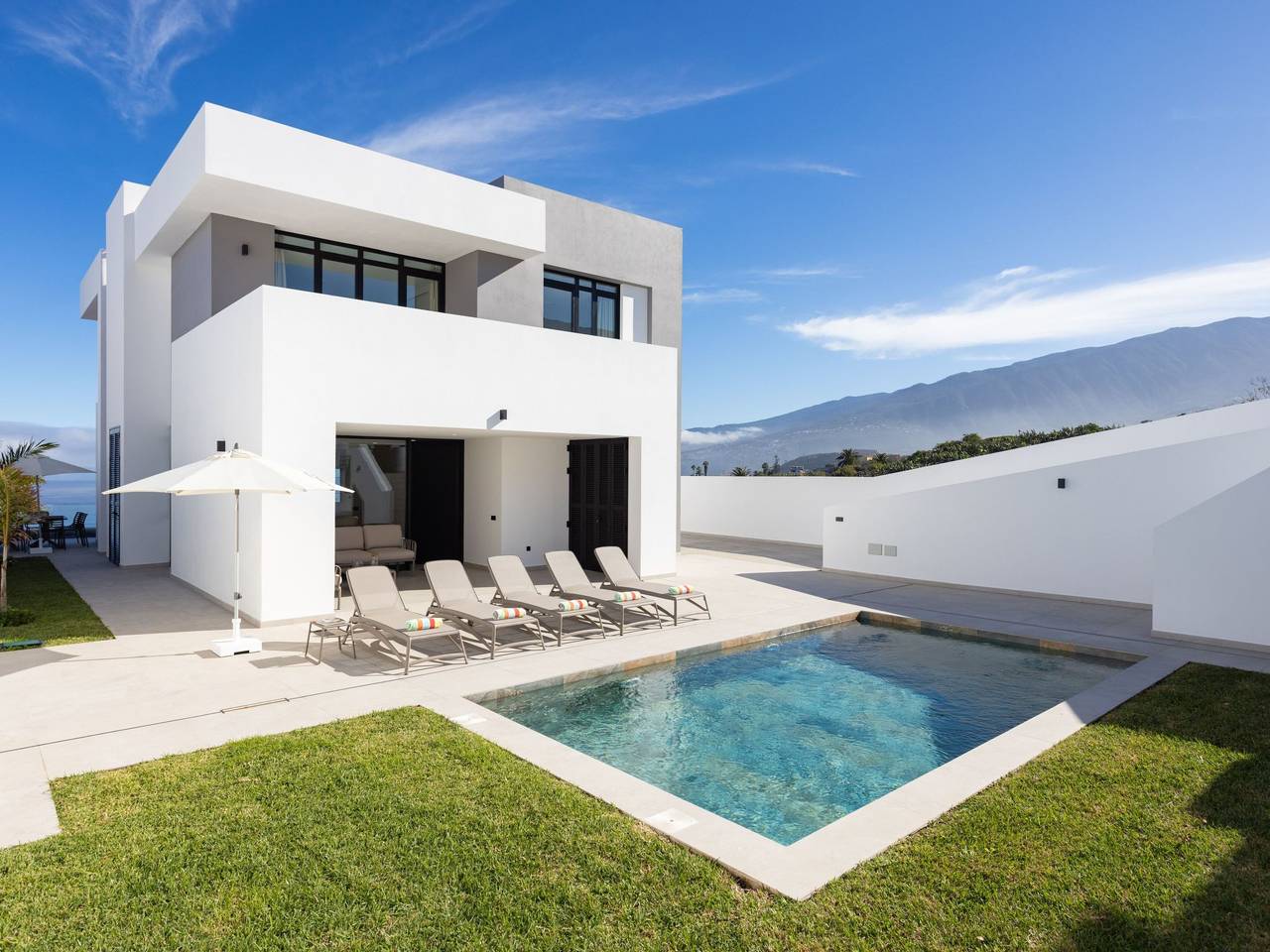 Gorvorana 3 in Playa de los Roques, Los Realejos