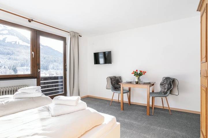 Hütte für 2 Personen, mit Balkon in Brixen im Thale - 3