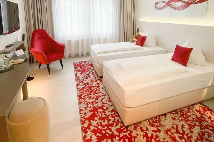 Ferienhaus für 2 Personen, mit Whirlpool und Terrasse sowie Sauna